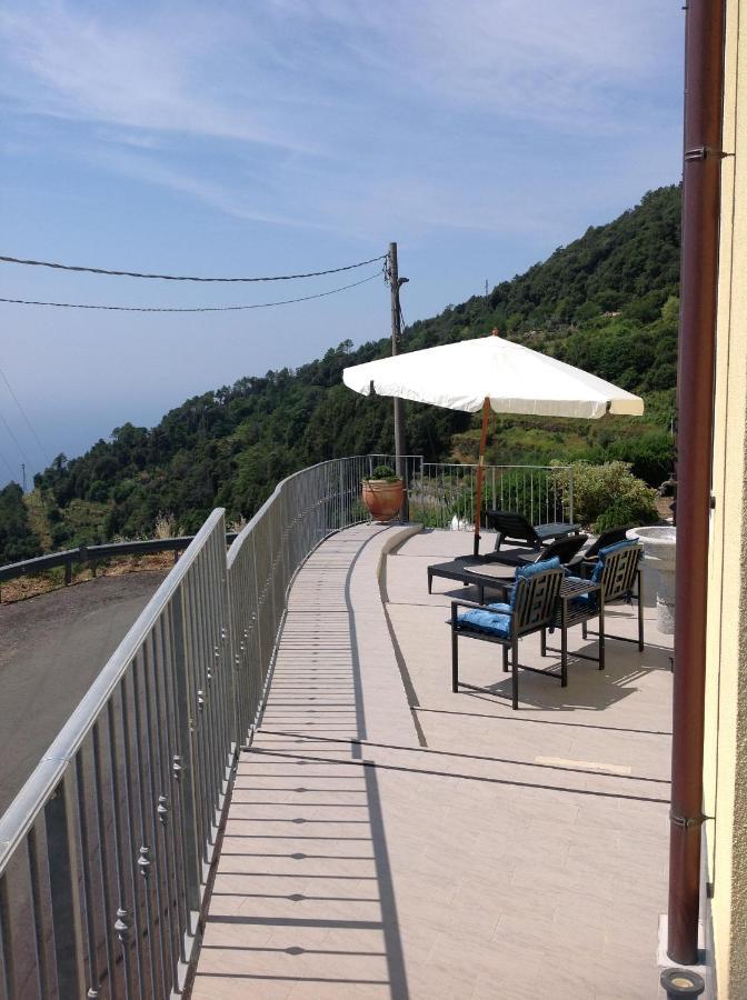 Affittacamereirosmarini Vernazza Luaran gambar