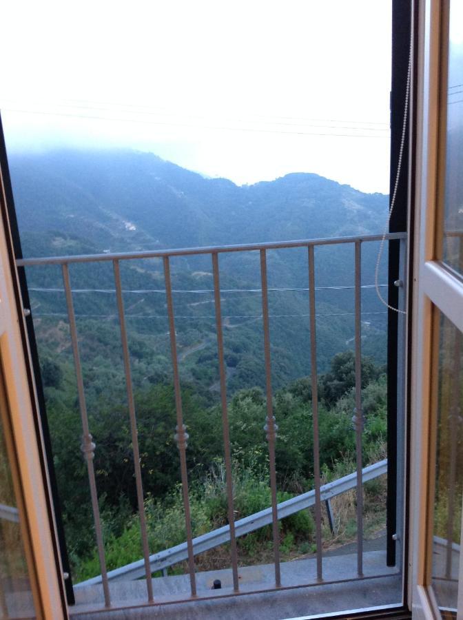 Affittacamereirosmarini Vernazza Luaran gambar